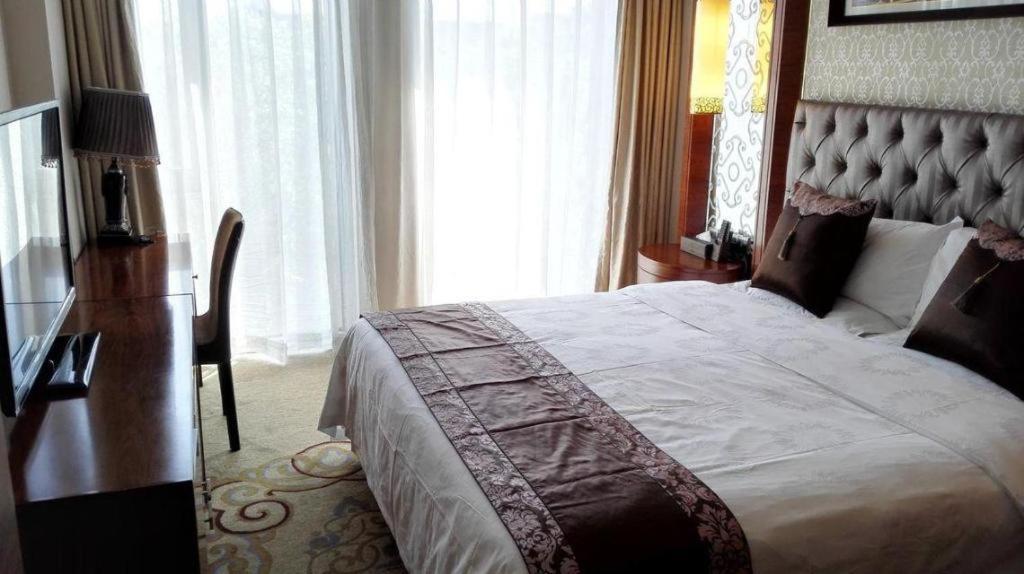 Inner Mongolia Hotel Forbidden City Beijing Bagian luar foto